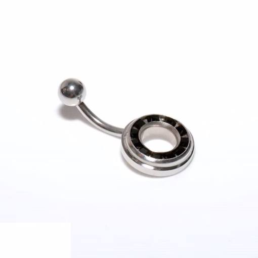Dark circle navlepiercing